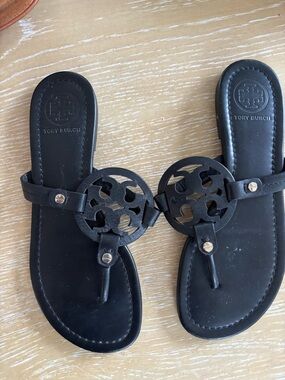 Tory Burch Black Leather Logo Thong Sandals